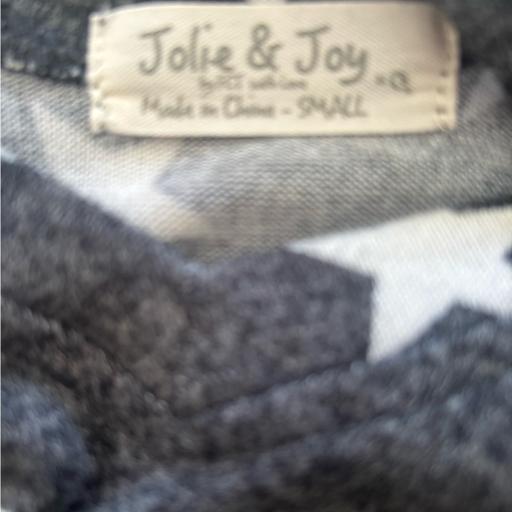 Star-Print Charcoal V-Neck Sweater - Picture 8 of 8